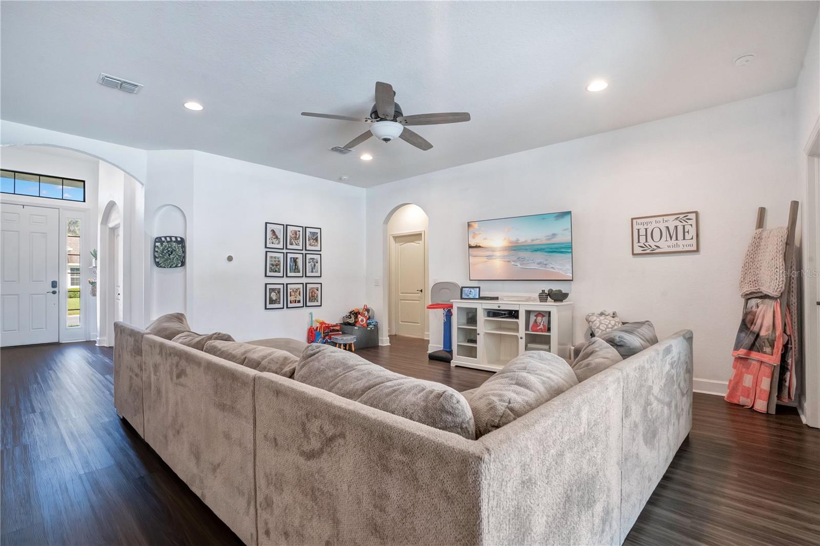 HERITAGE WOODS - Residential