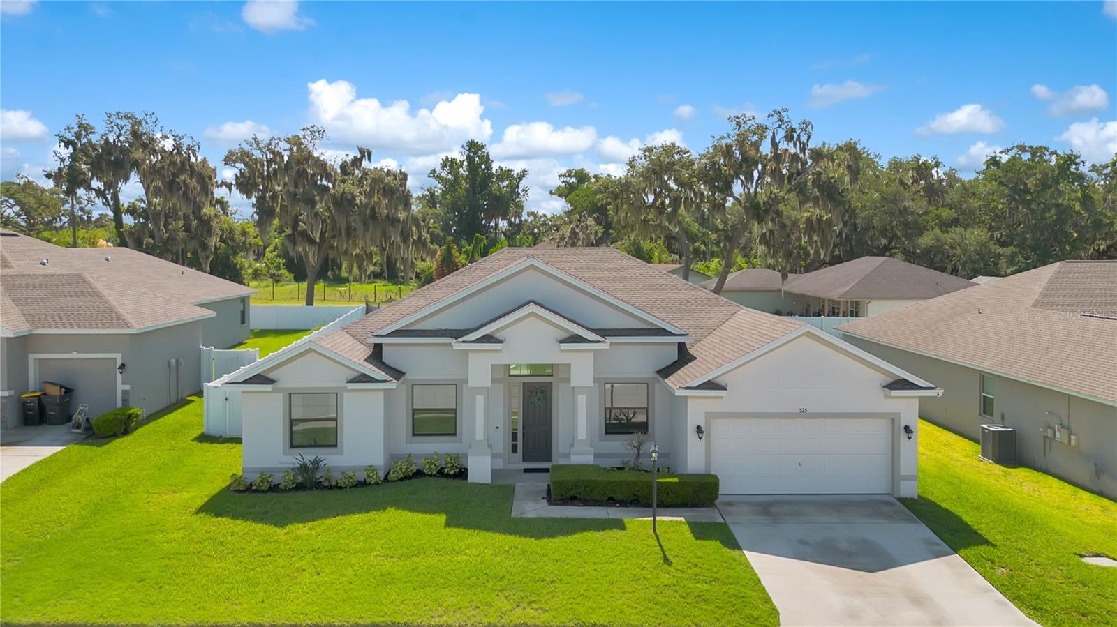 HERITAGE WOODS - Residential