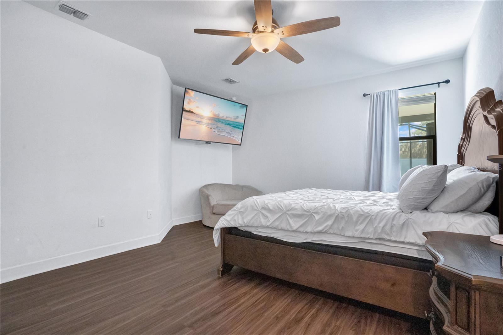 HERITAGE WOODS - Residential