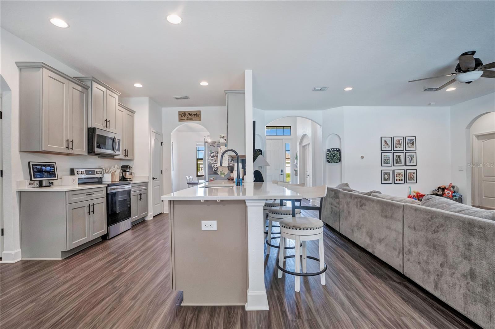 HERITAGE WOODS - Residential