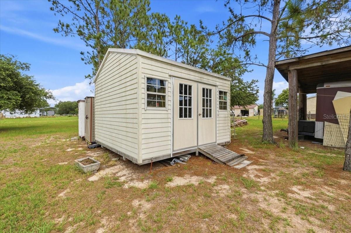 LAKE WALKER SHORES - Residential