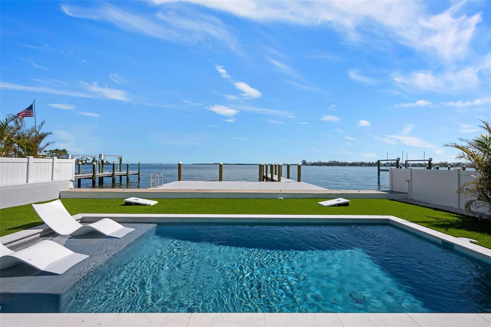 MIRA MAR - Residential