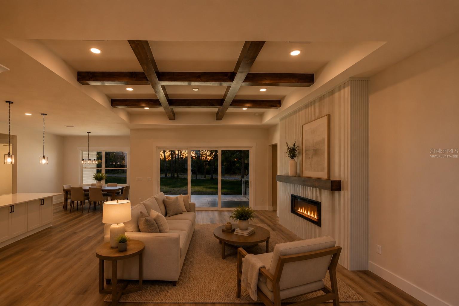 ROYAL HIGHLANDS - Residential