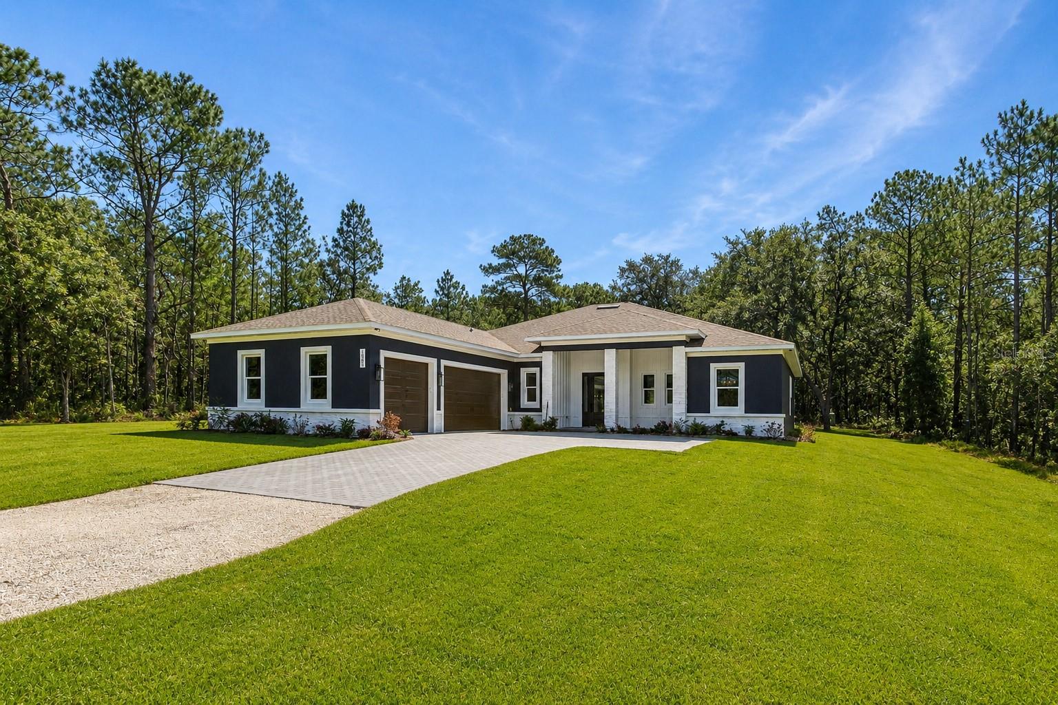 ROYAL HIGHLANDS - Residential