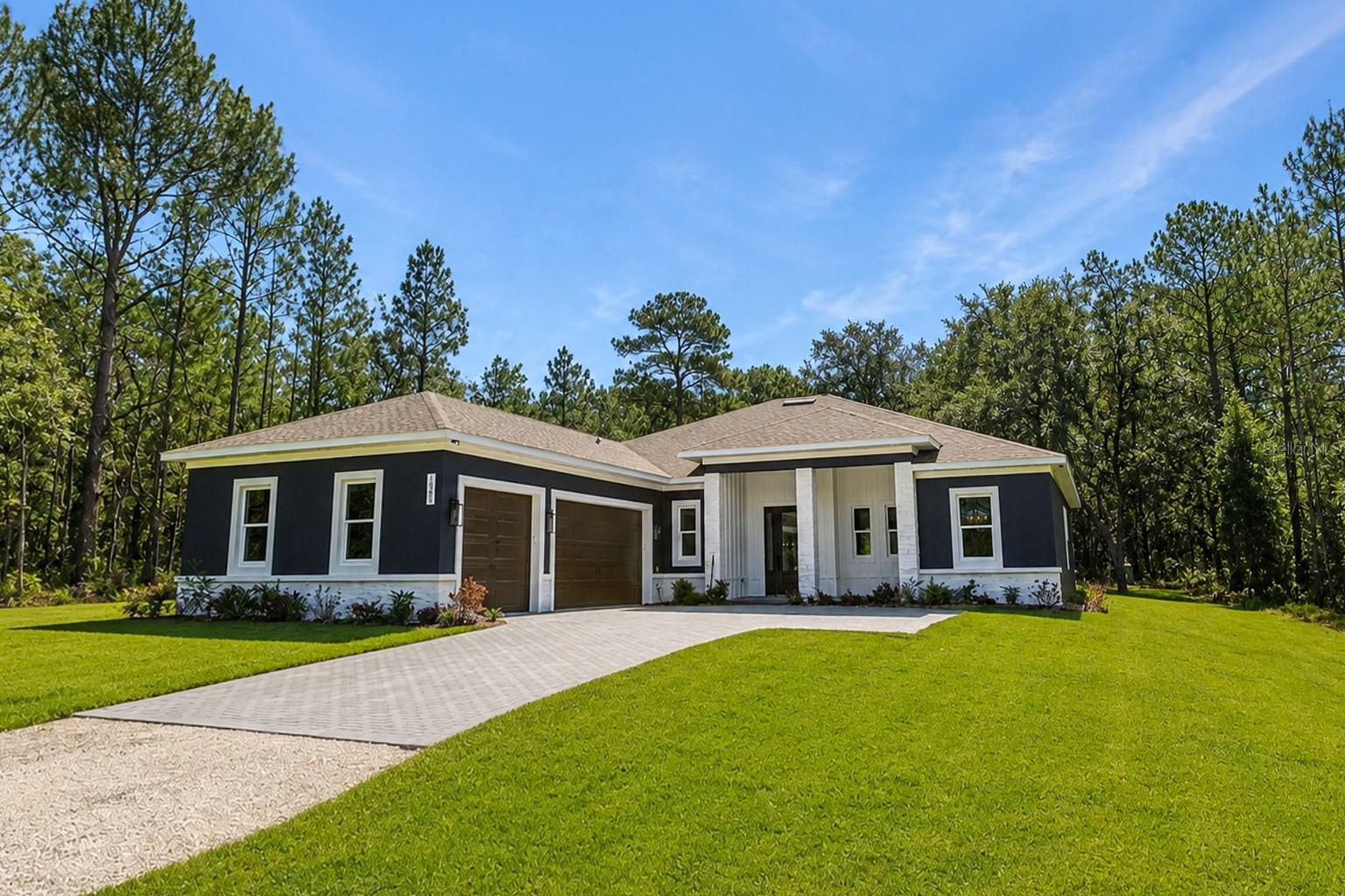 ROYAL HIGHLANDS - Residential