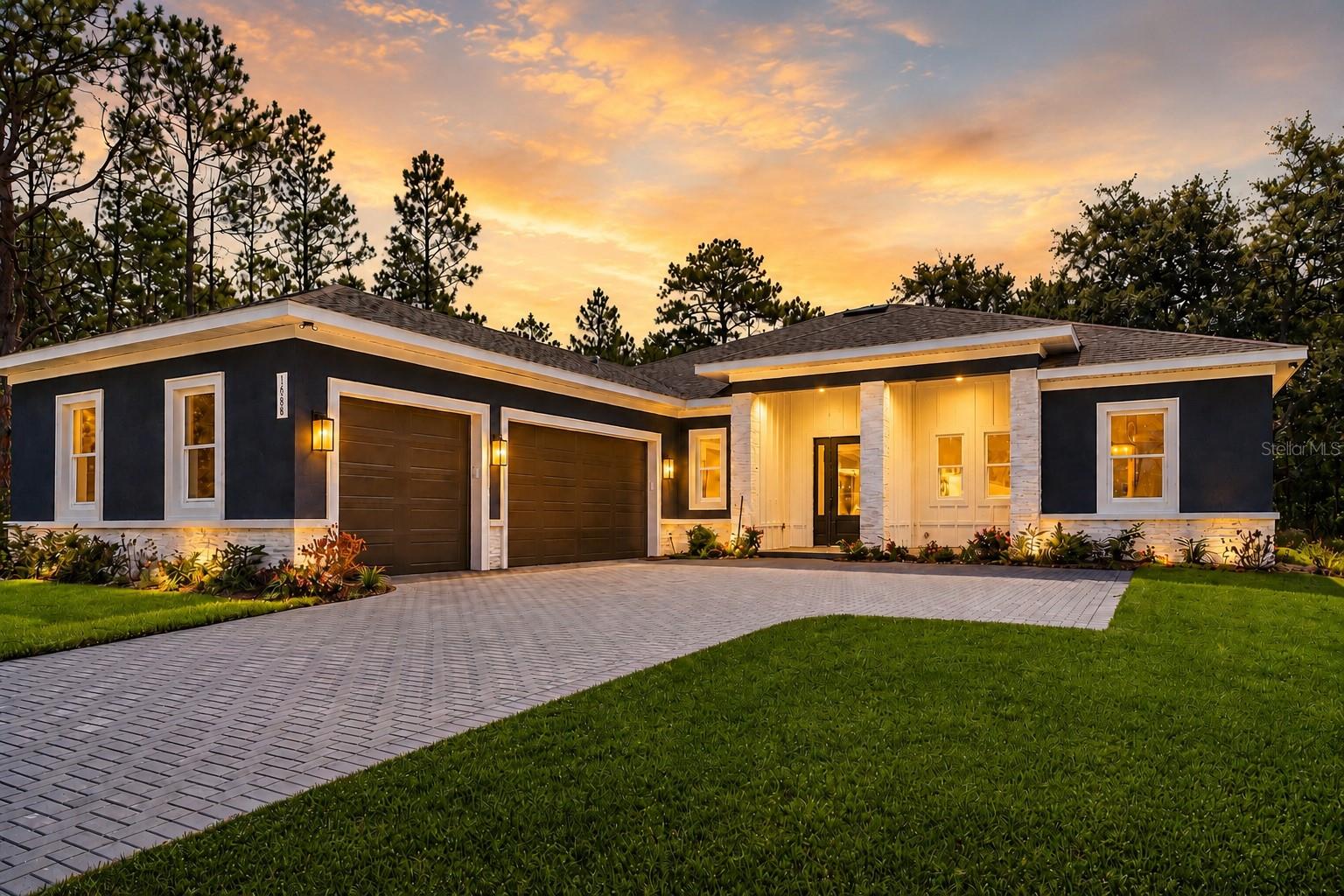 ROYAL HIGHLANDS - Residential