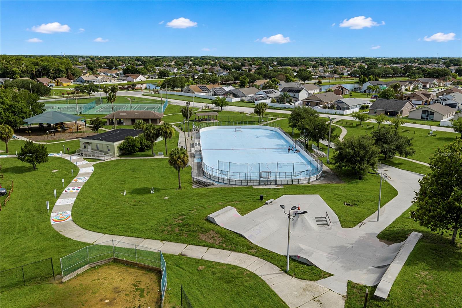 SHANNON LAKES - Residential