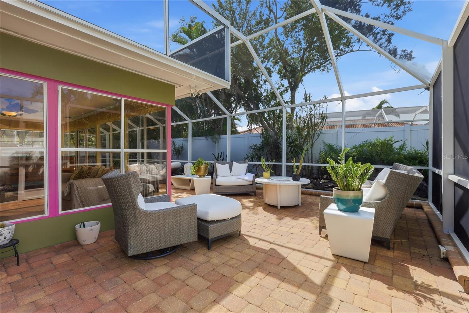 TAMARON - Residential