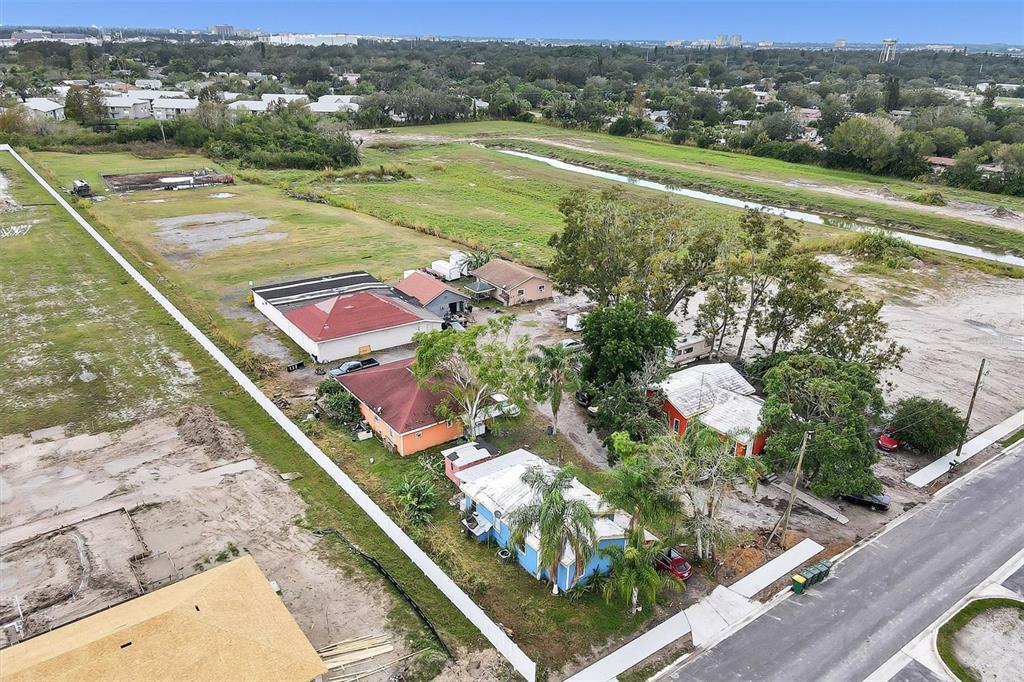 ACREAGE - Residential