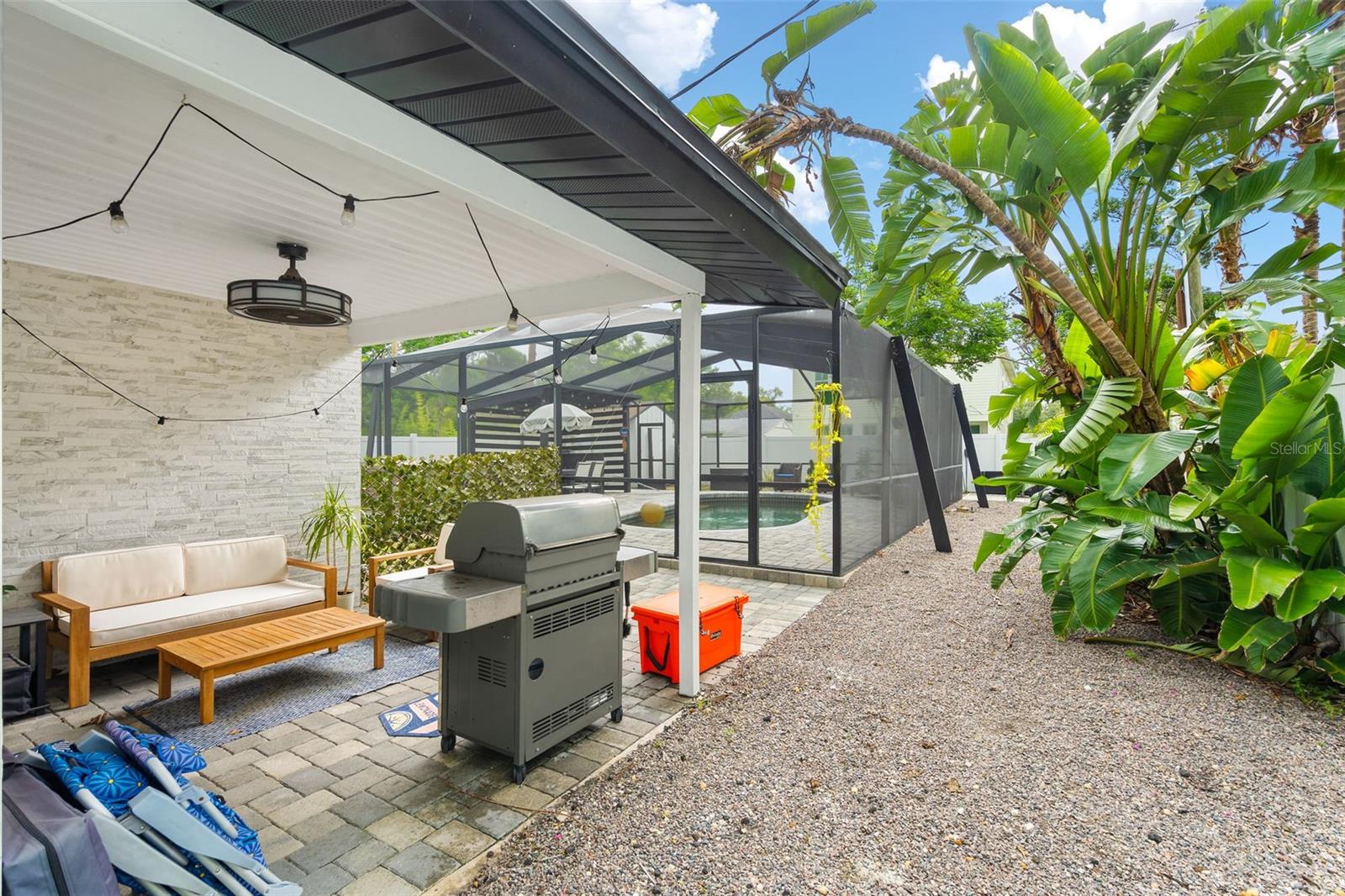 PERSHING PARK - Residential Lease