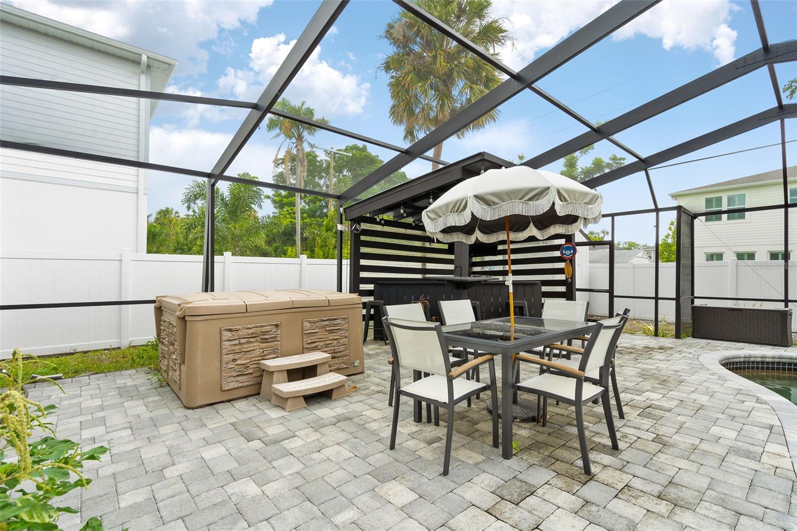 PERSHING PARK - Residential Lease