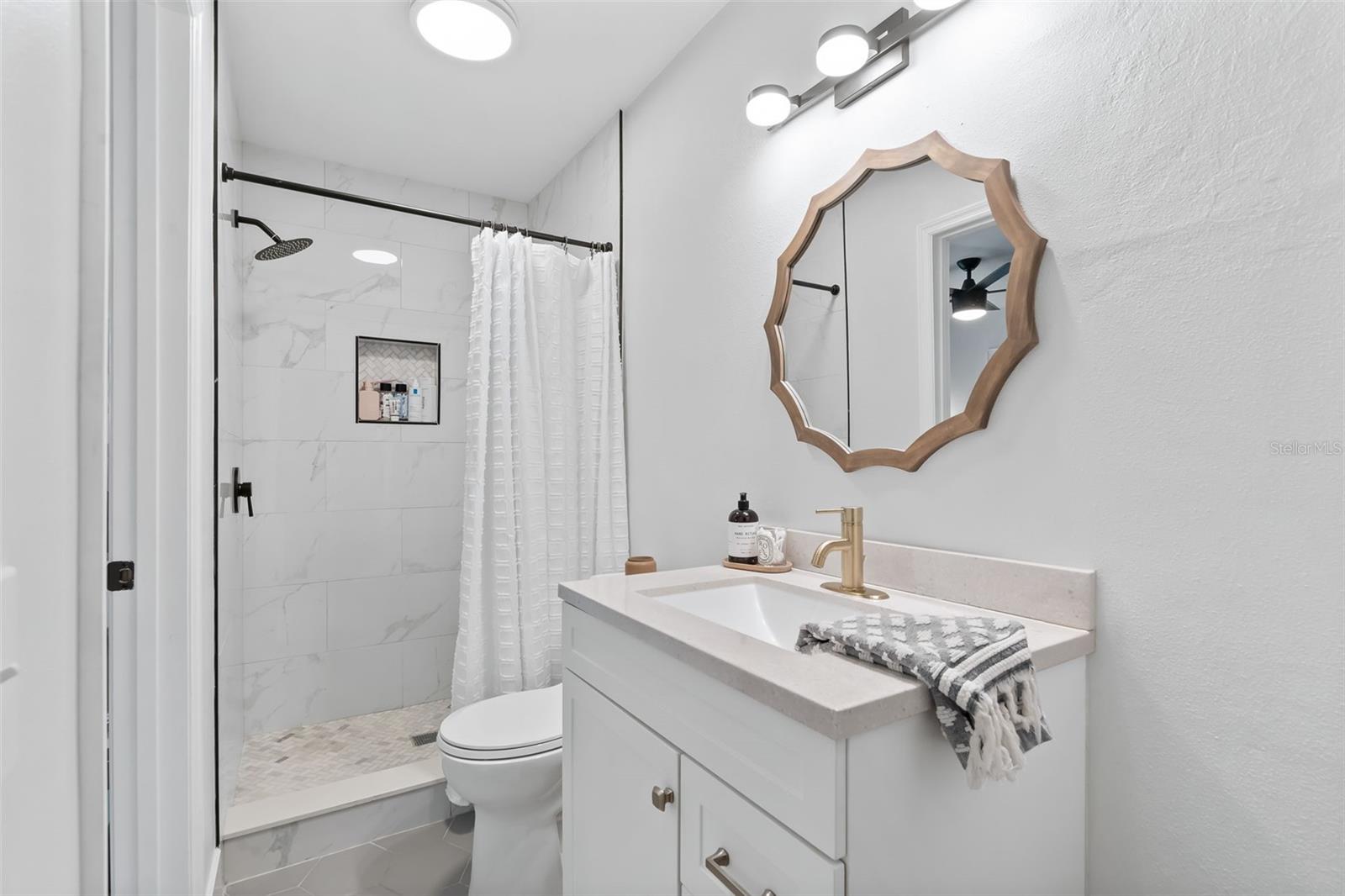 PERSHING PARK - Residential Lease