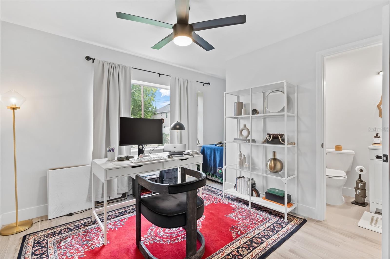 PERSHING PARK - Residential Lease