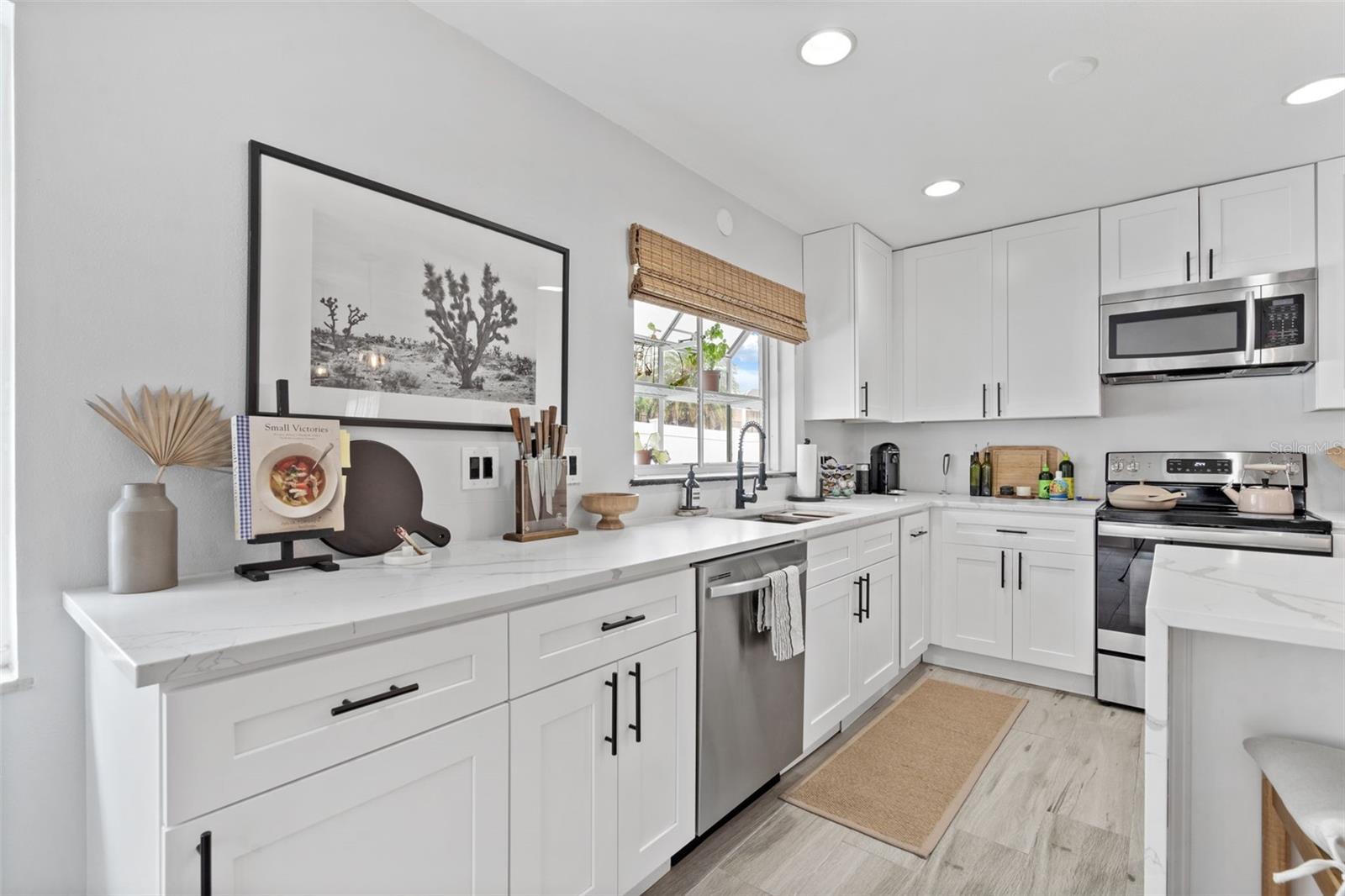 PERSHING PARK - Residential Lease