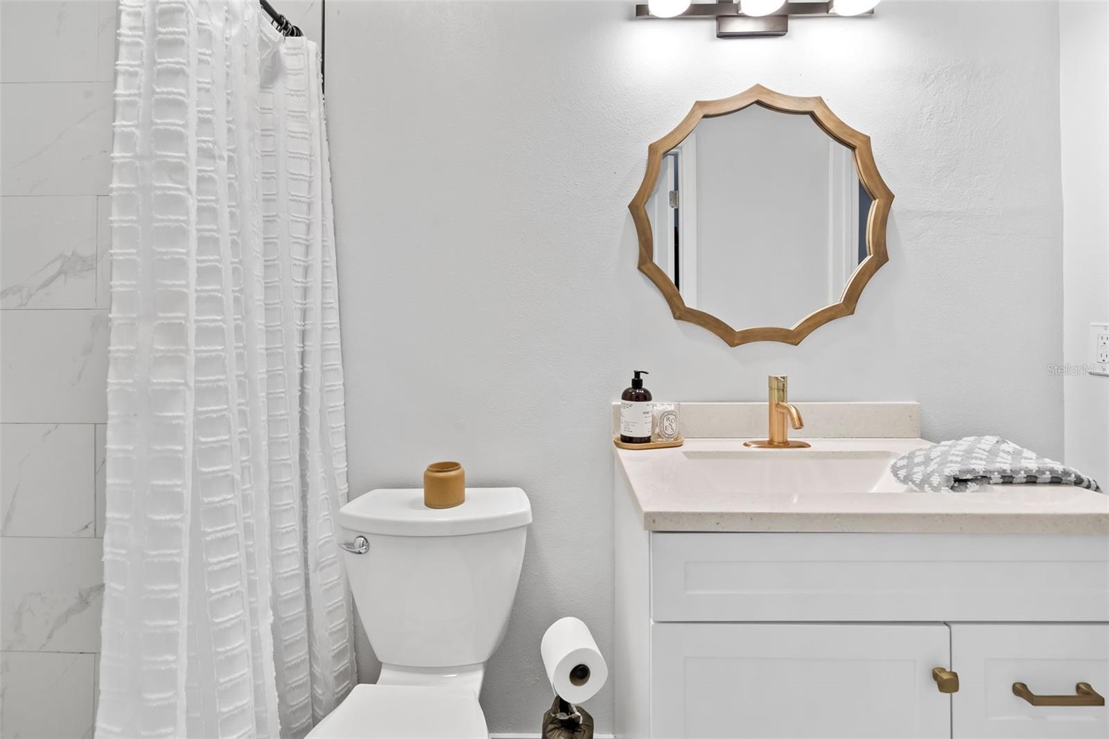PERSHING PARK - Residential Lease
