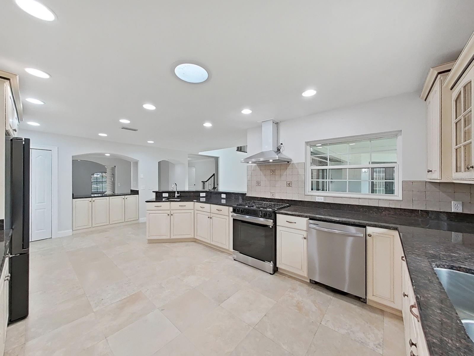 CARROLLWOOD SUB UNIT 22B - Residential