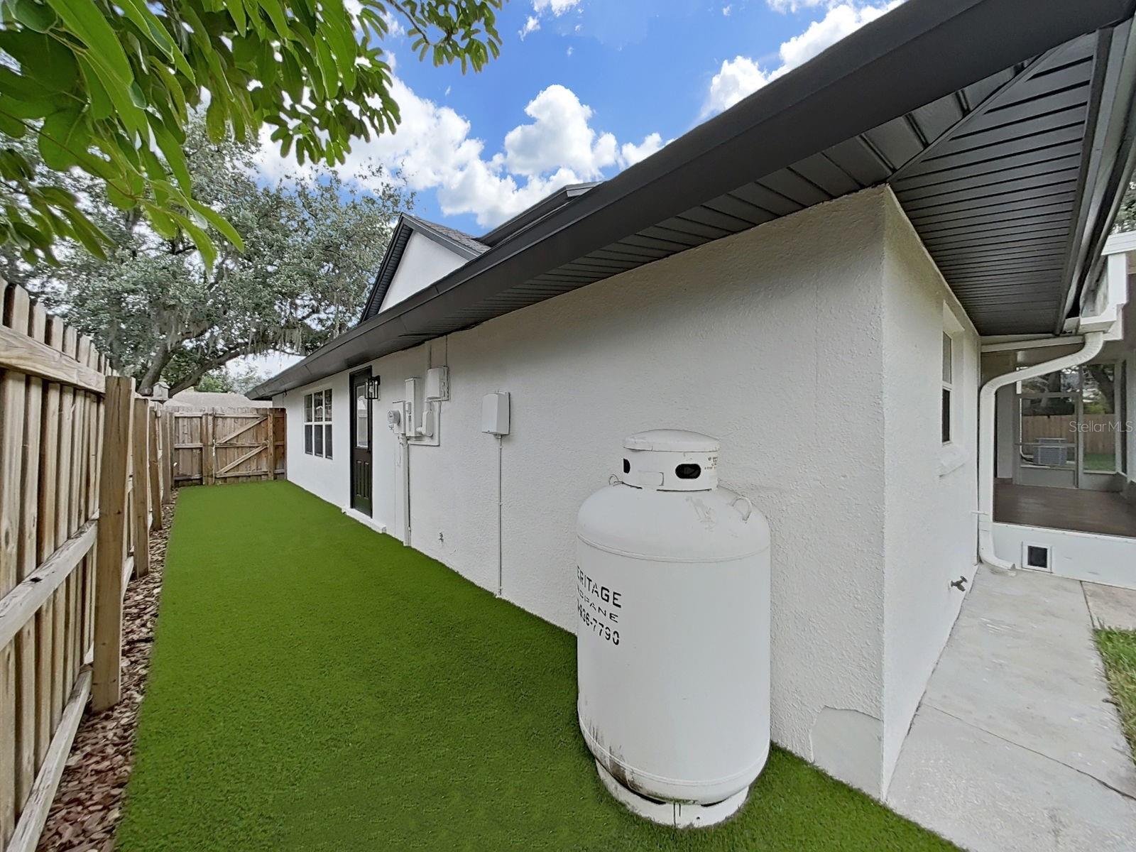 CARROLLWOOD SUB UNIT 22B - Residential