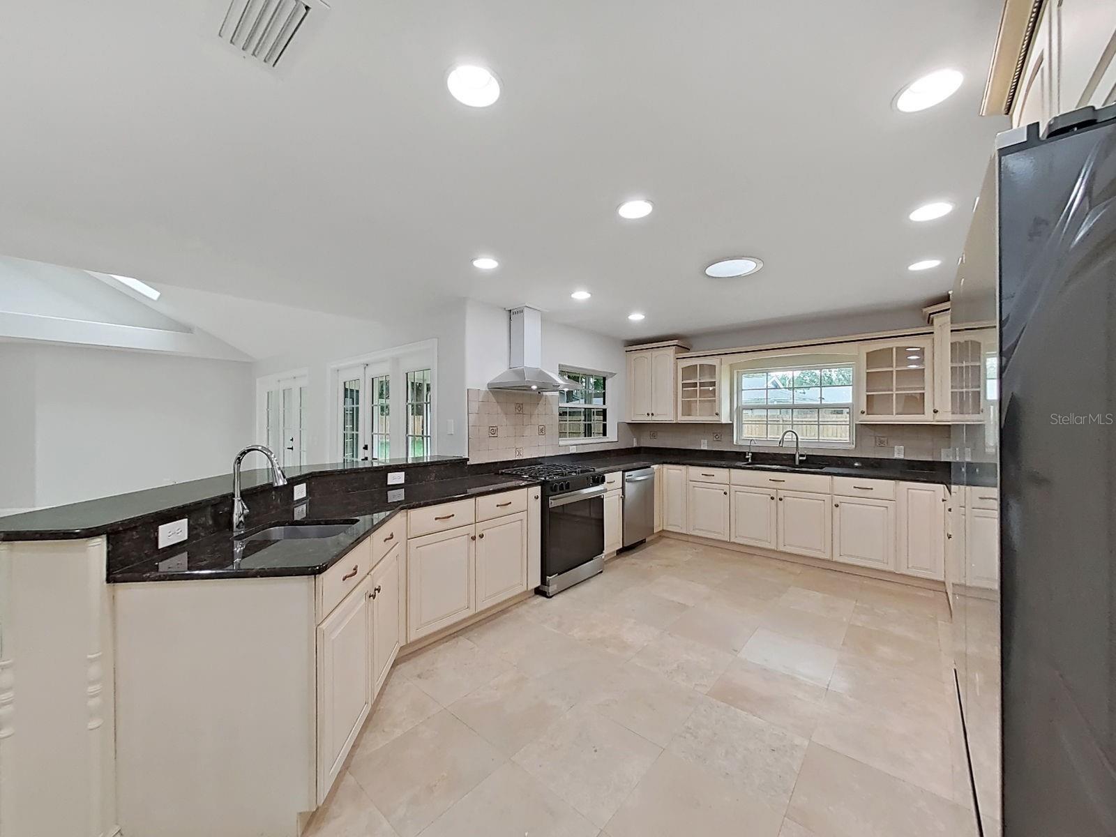 CARROLLWOOD SUB UNIT 22B - Residential