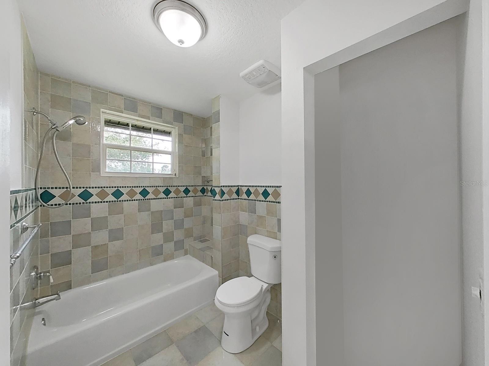 CARROLLWOOD SUB UNIT 22B - Residential