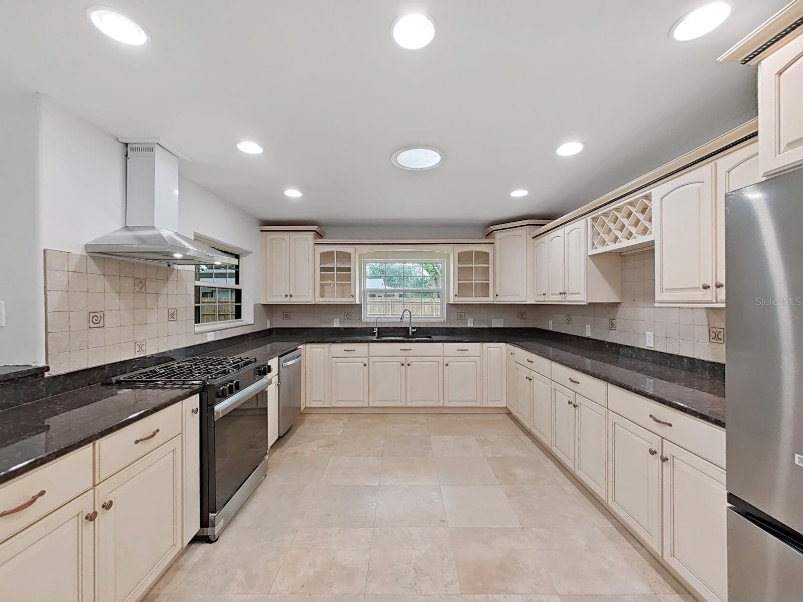 CARROLLWOOD SUB UNIT 22B - Residential