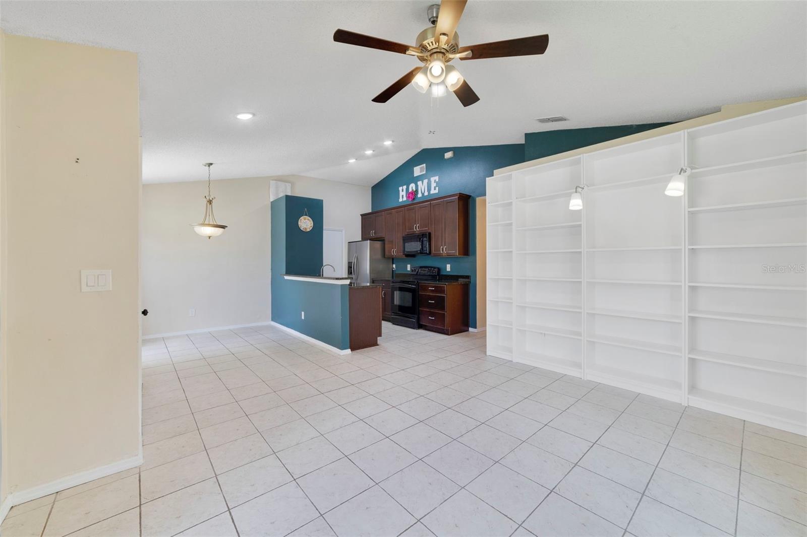 PINE RIDGE HOLLOW EAST PH 02 - Residential