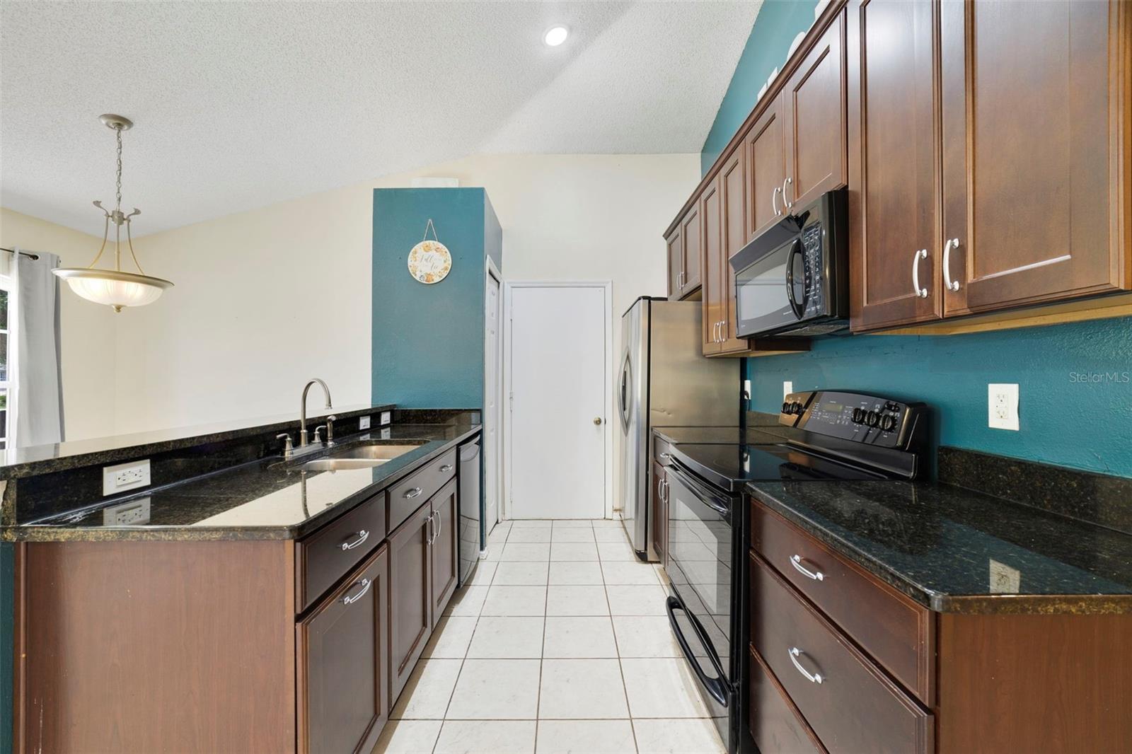 PINE RIDGE HOLLOW EAST PH 02 - Residential