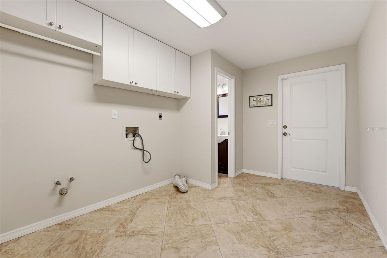 BLUE DOLPHIN ESTATES - Residential