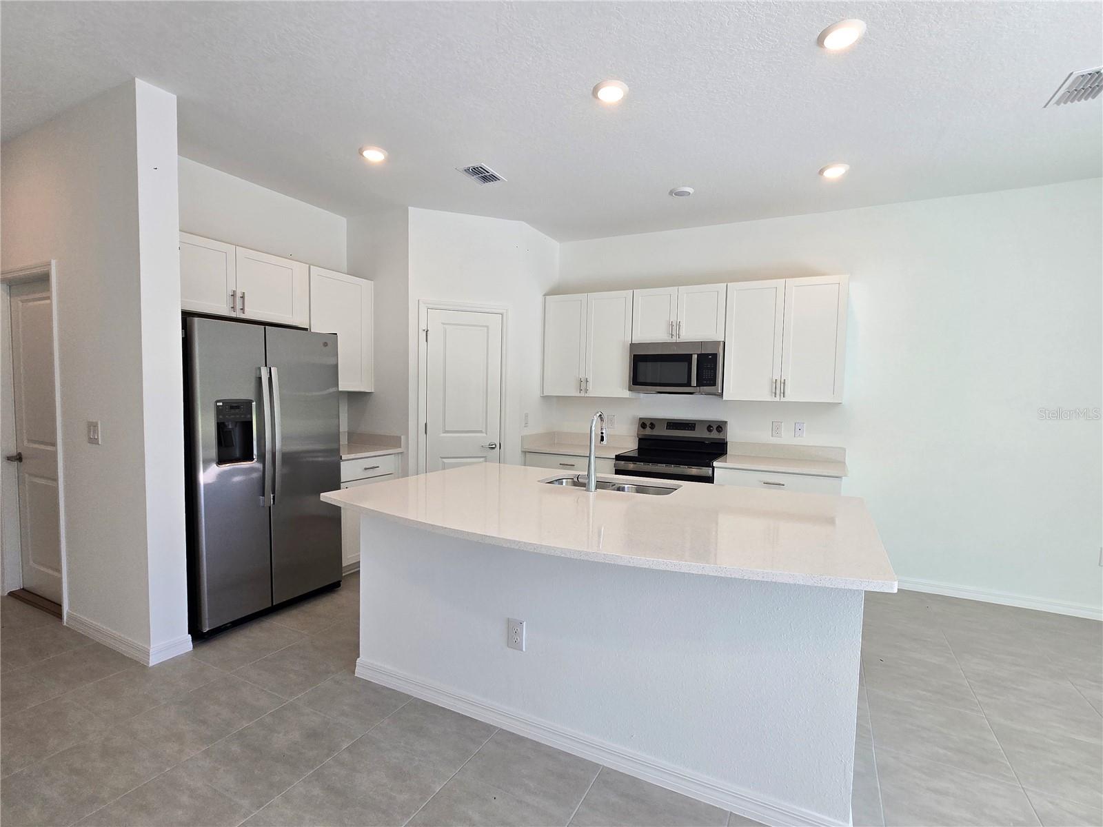 RIVER LNDG PH 4 & 5 - Residential Lease