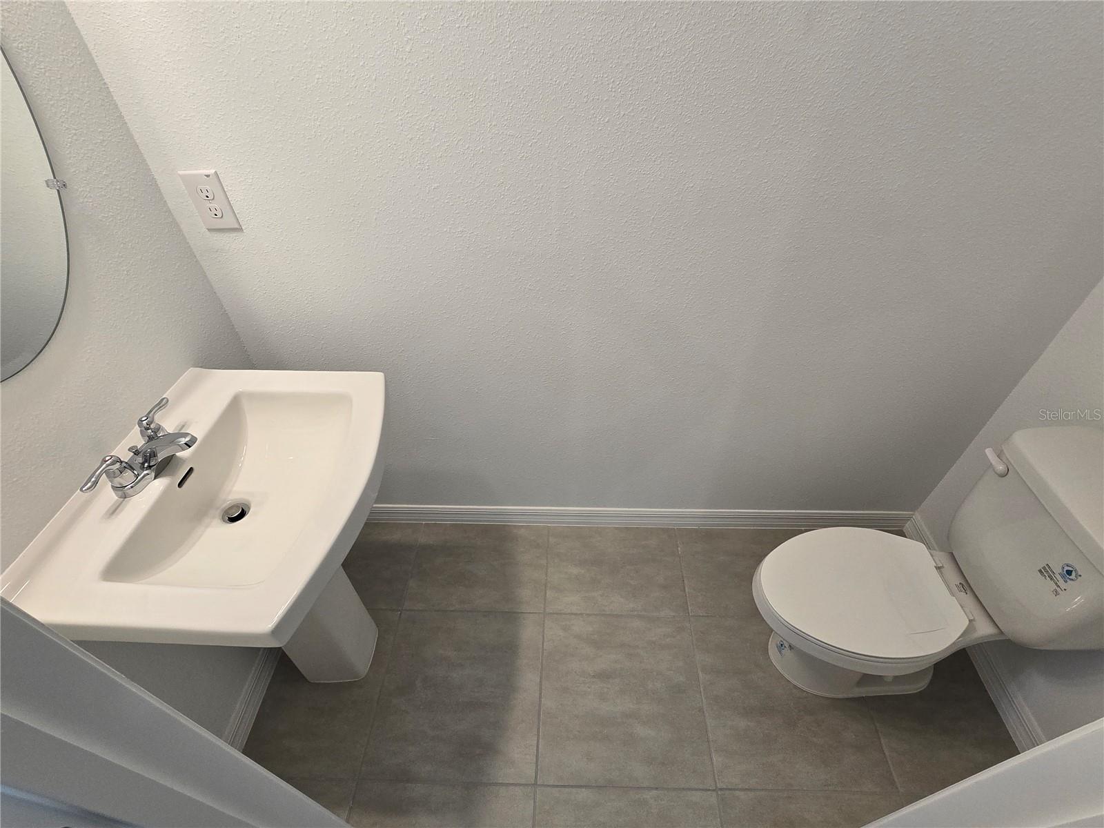 RIVER LNDG PH 4 & 5 - Residential Lease