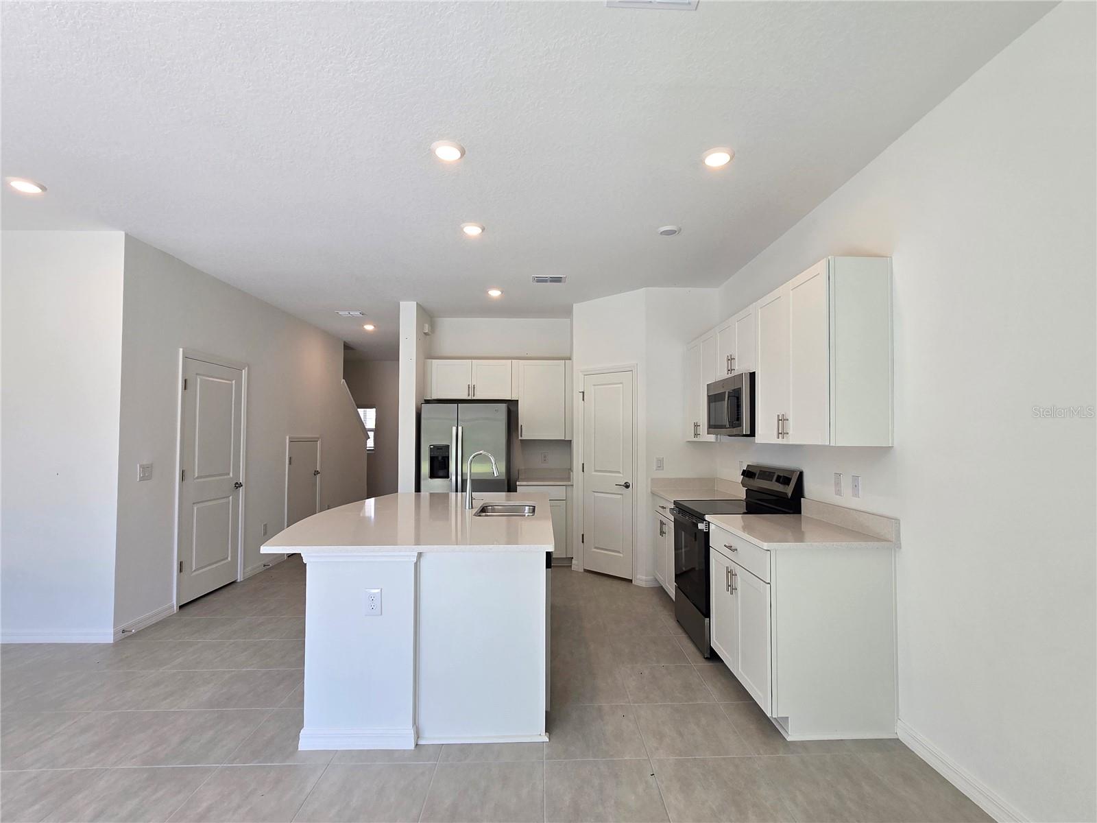 RIVER LNDG PH 4 & 5 - Residential Lease