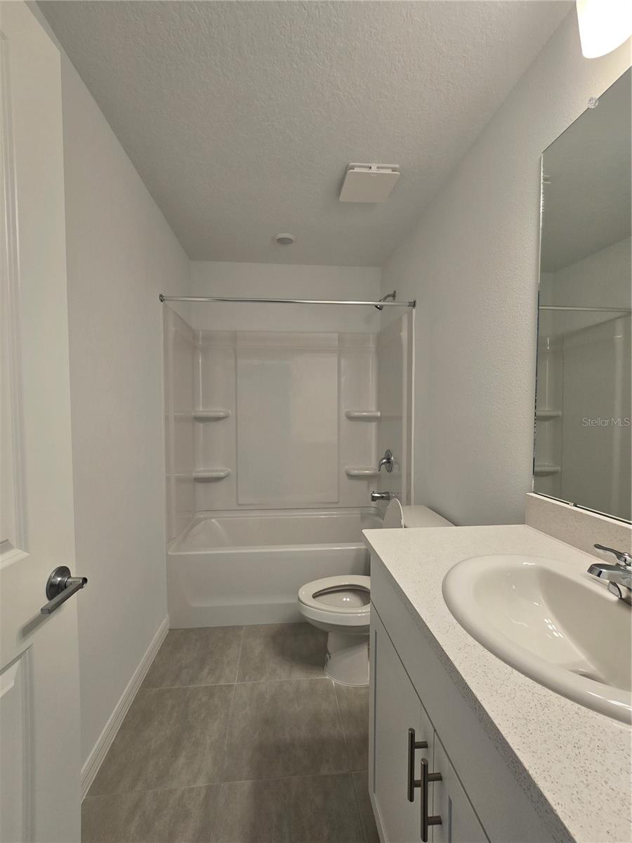 RIVER LNDG PH 4 & 5 - Residential Lease