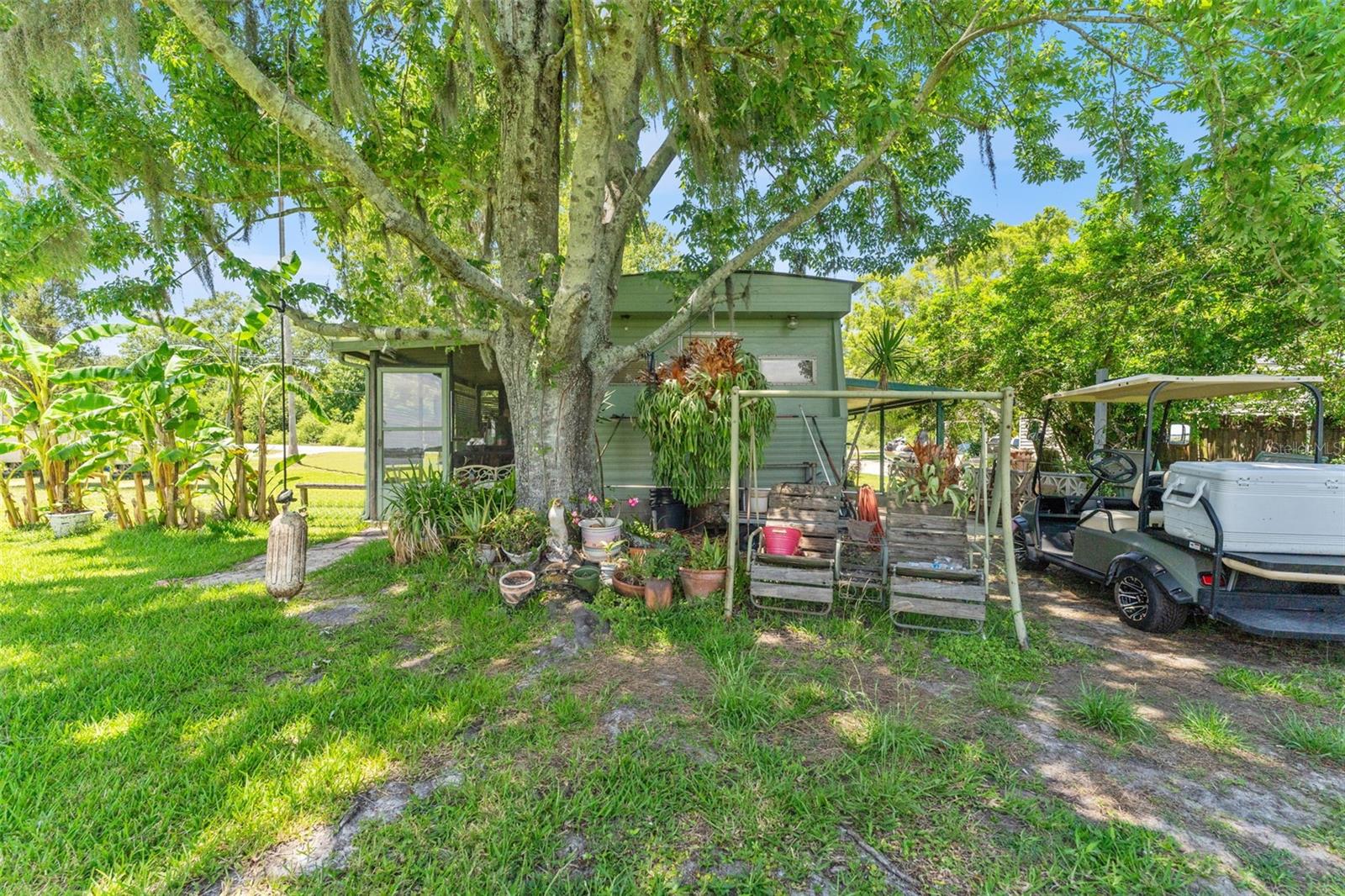LAKE AGNES AREA (LKFR) (330051) - Residential