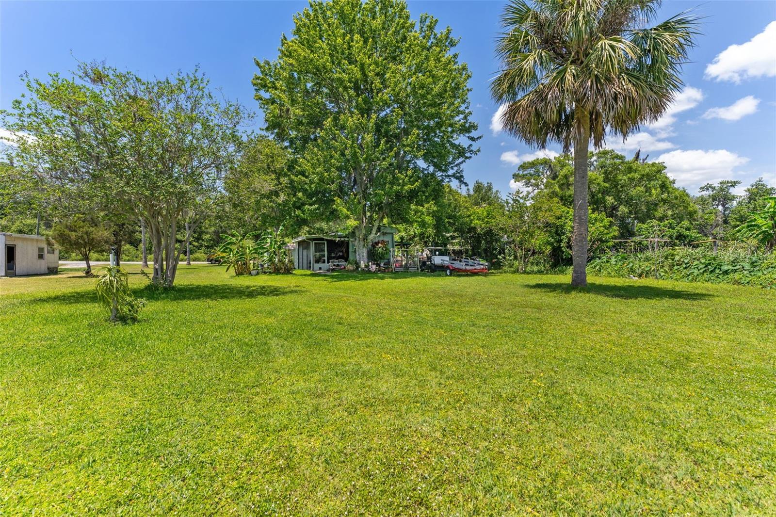 LAKE AGNES AREA (LKFR) (330051) - Residential