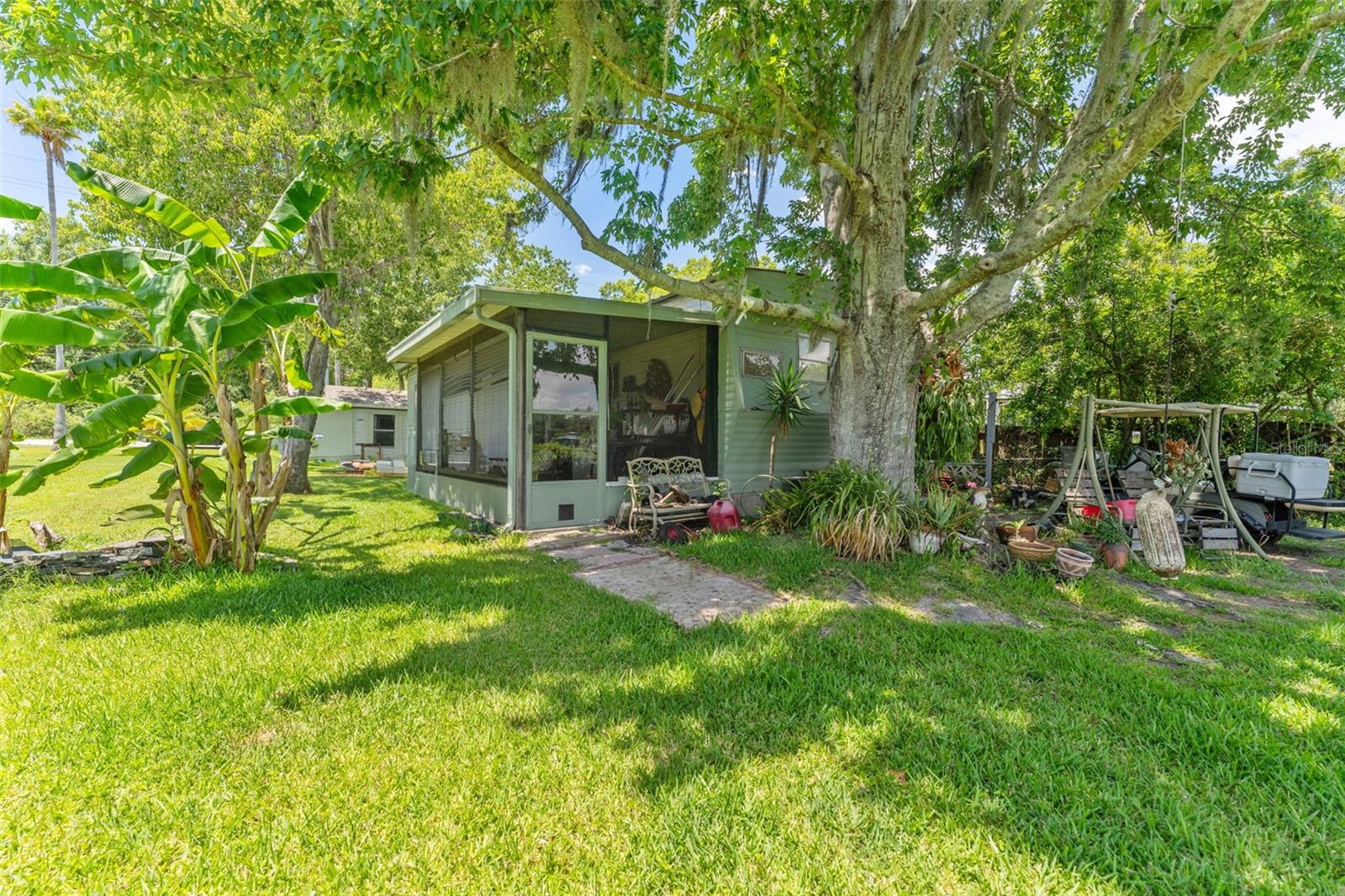 LAKE AGNES AREA (LKFR) (330051) - Residential