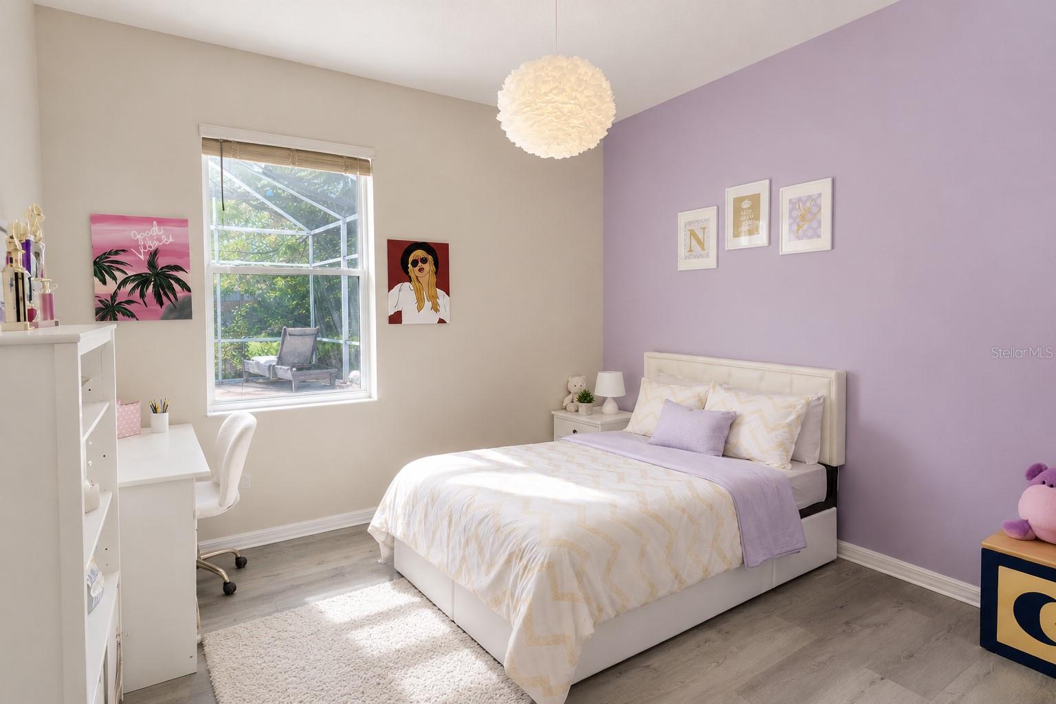 BAY OAKS ESTATES - Residential