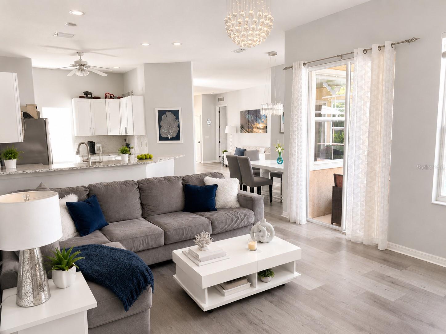 BAY OAKS ESTATES - Residential