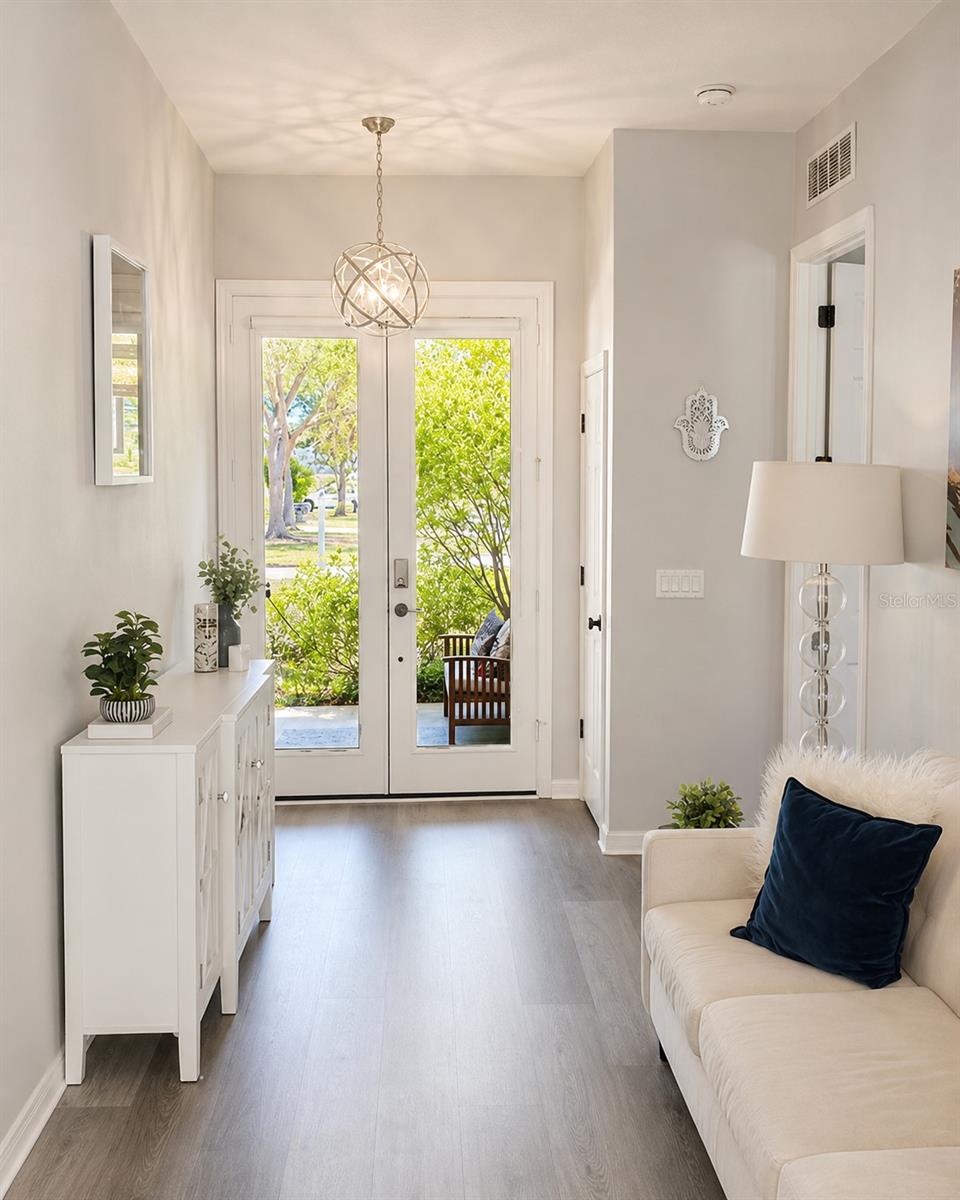 BAY OAKS ESTATES - Residential
