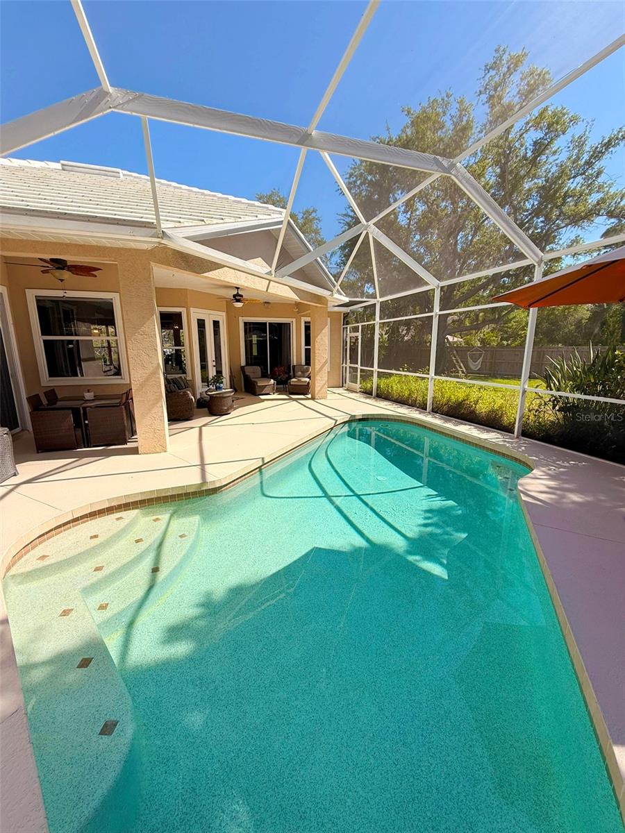 BAY OAKS ESTATES - Residential