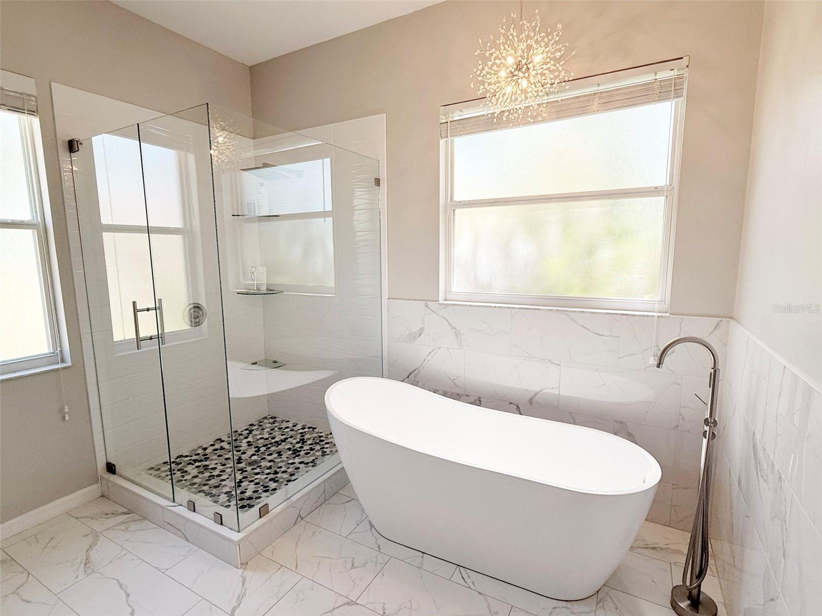 BAY OAKS ESTATES - Residential