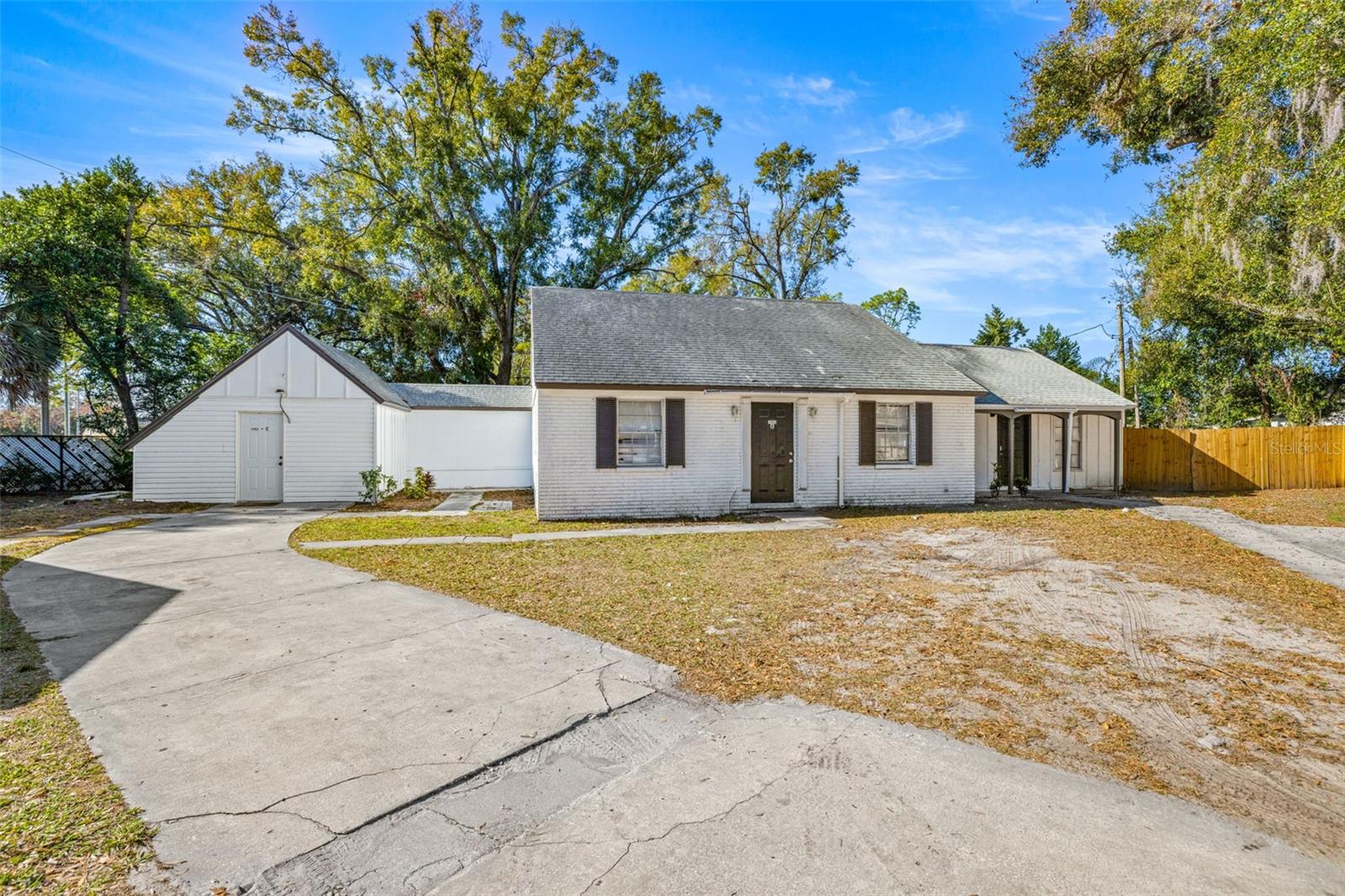 HAMNERS W E HOMESTEAD ACRES - Residential Income