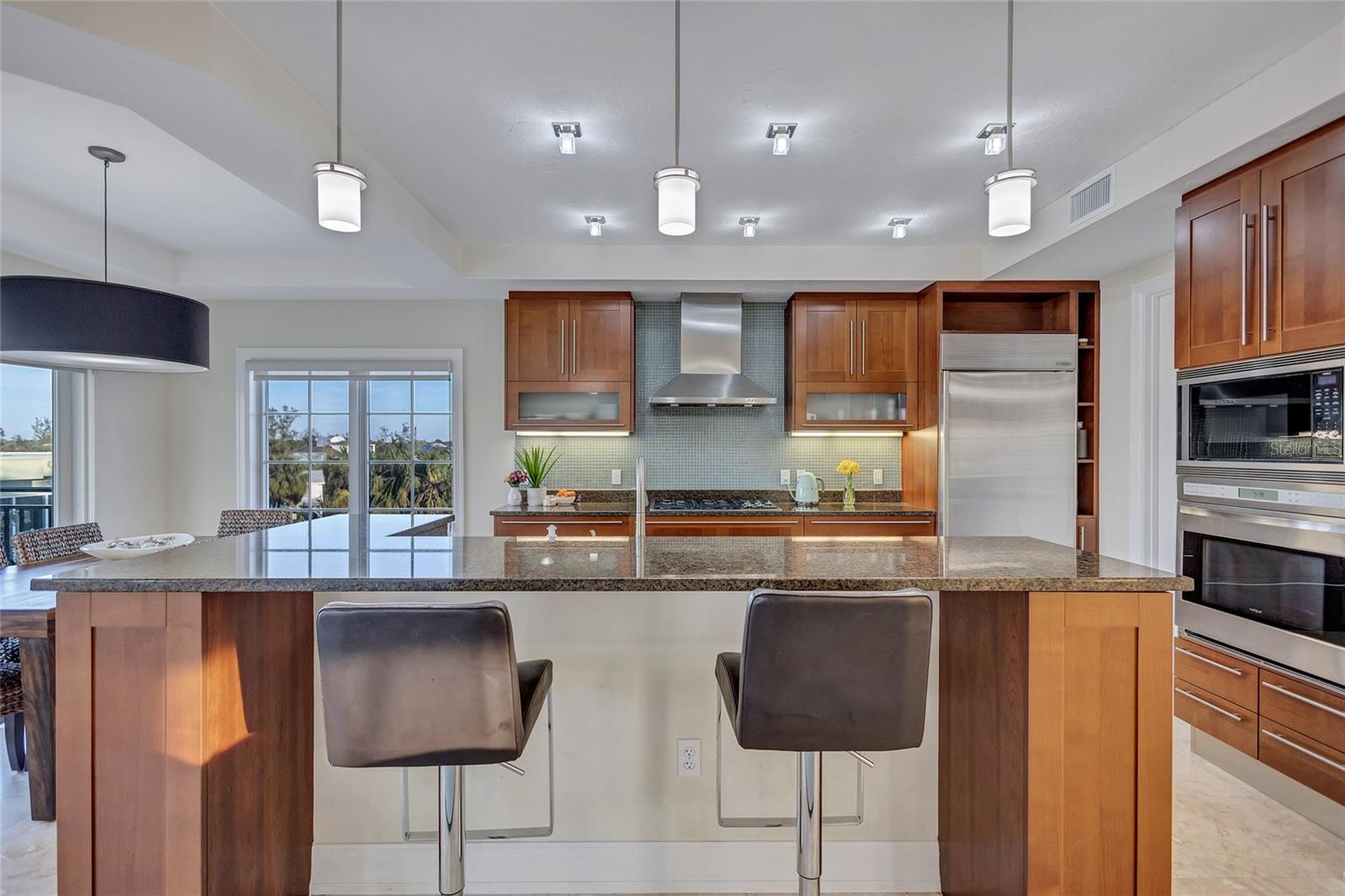 SARASOTA BEACH - Residential