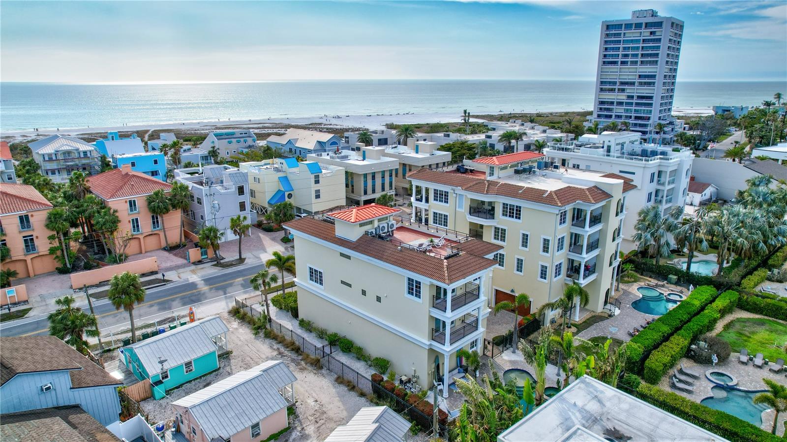 SARASOTA BEACH - Residential