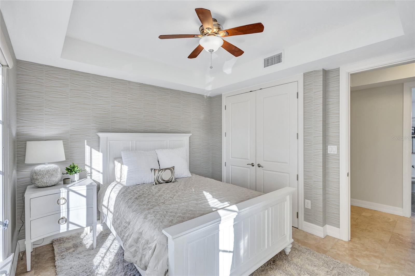 SARASOTA BEACH - Residential