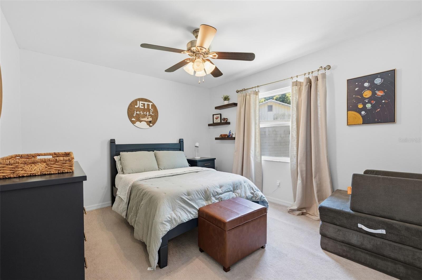 LIVINGSTON UNIT II B - Residential