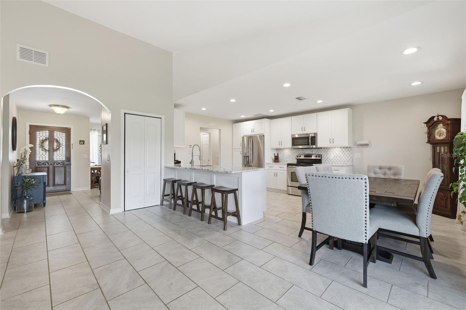 LIVINGSTON UNIT II B - Residential
