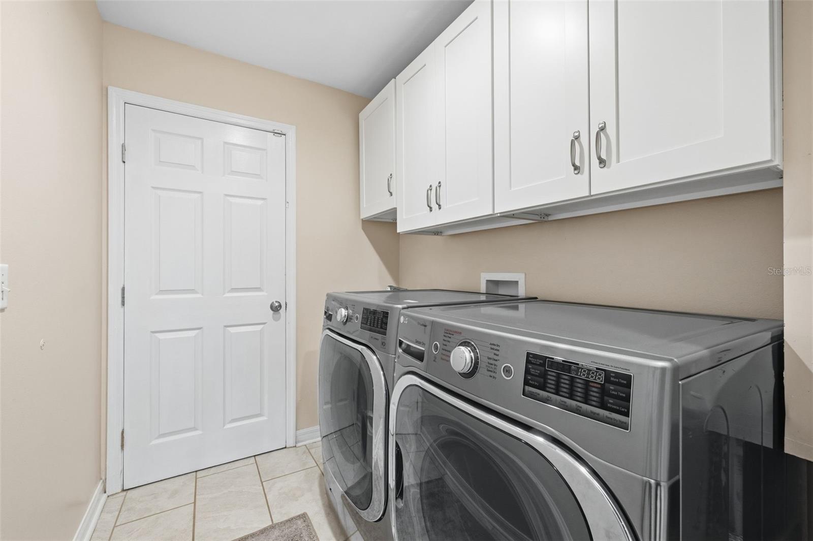 LIVINGSTON UNIT II B - Residential