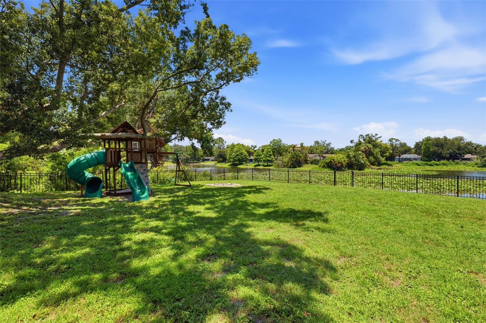 LIVINGSTON UNIT II B - Residential