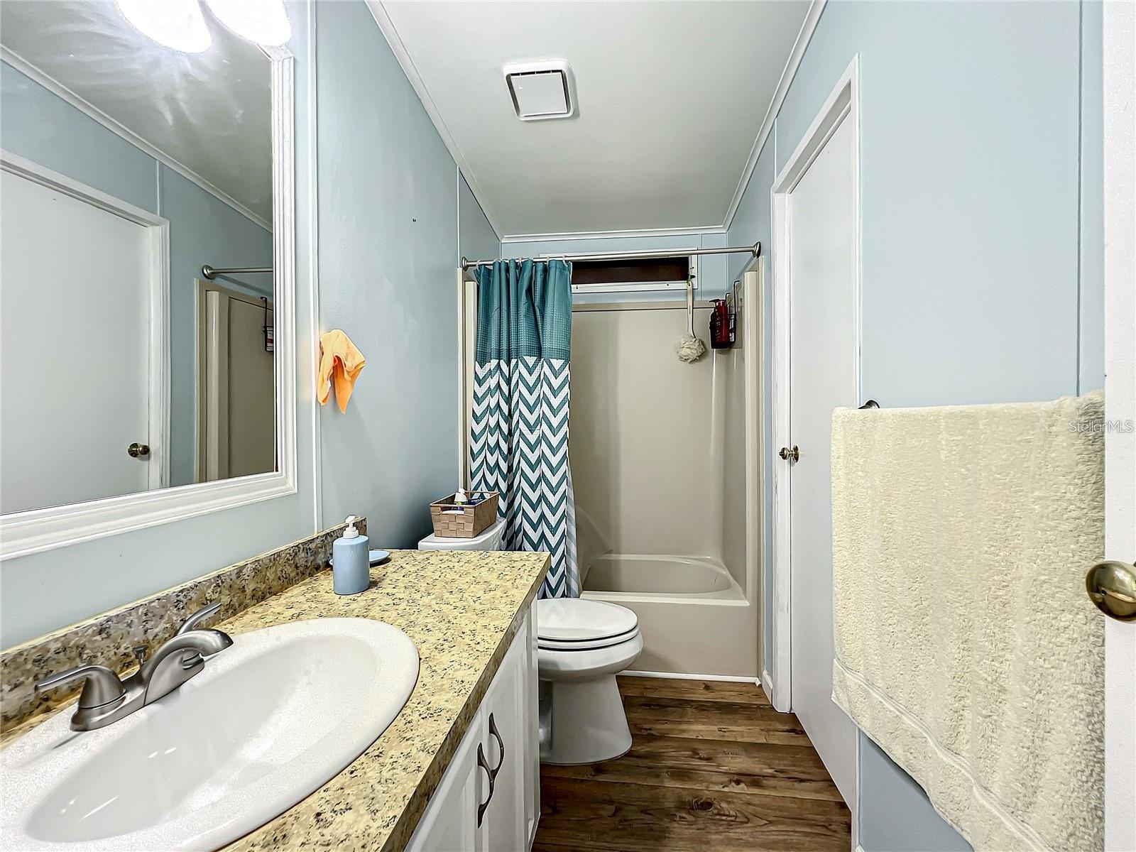 FOXWOOD LAKE ESTATES - Residential