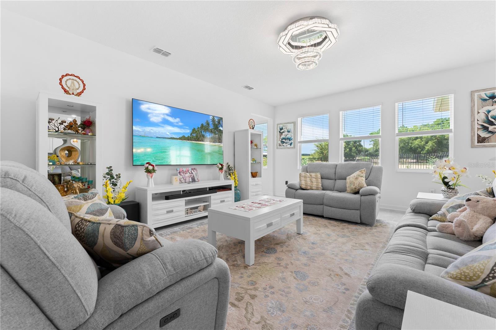 GOLDEN ORCHARD - Residential