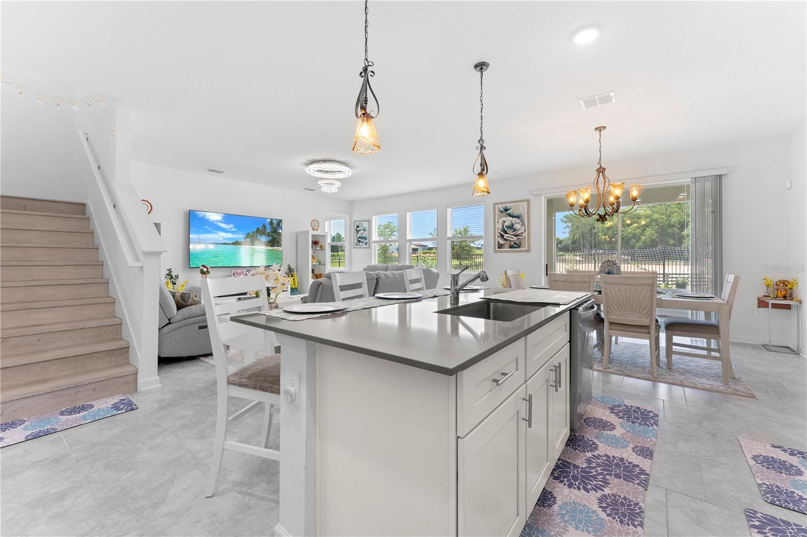 GOLDEN ORCHARD - Residential